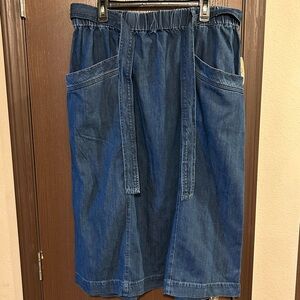 NWT St. John's Bay women’s dark blue jean high waisted skirt XXL